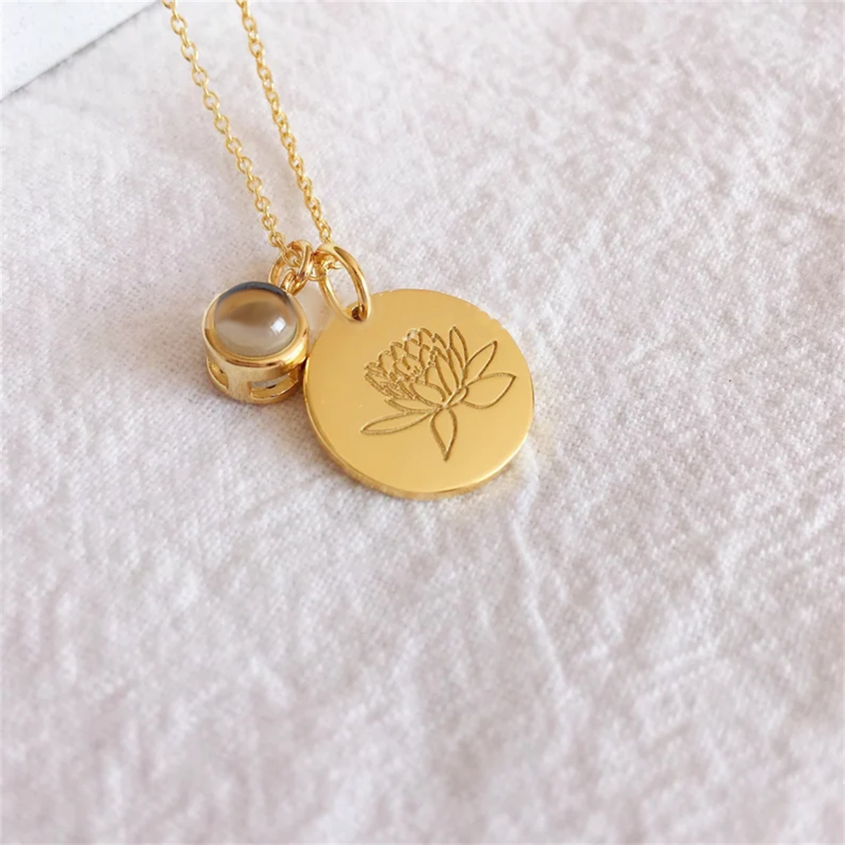 Personalized Projection and Pendant Necklace